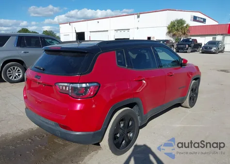2018 Jeep Compass Altitude Fwd z USA, uszkodzony, nr VIN 3C4NJCBB9JT318478